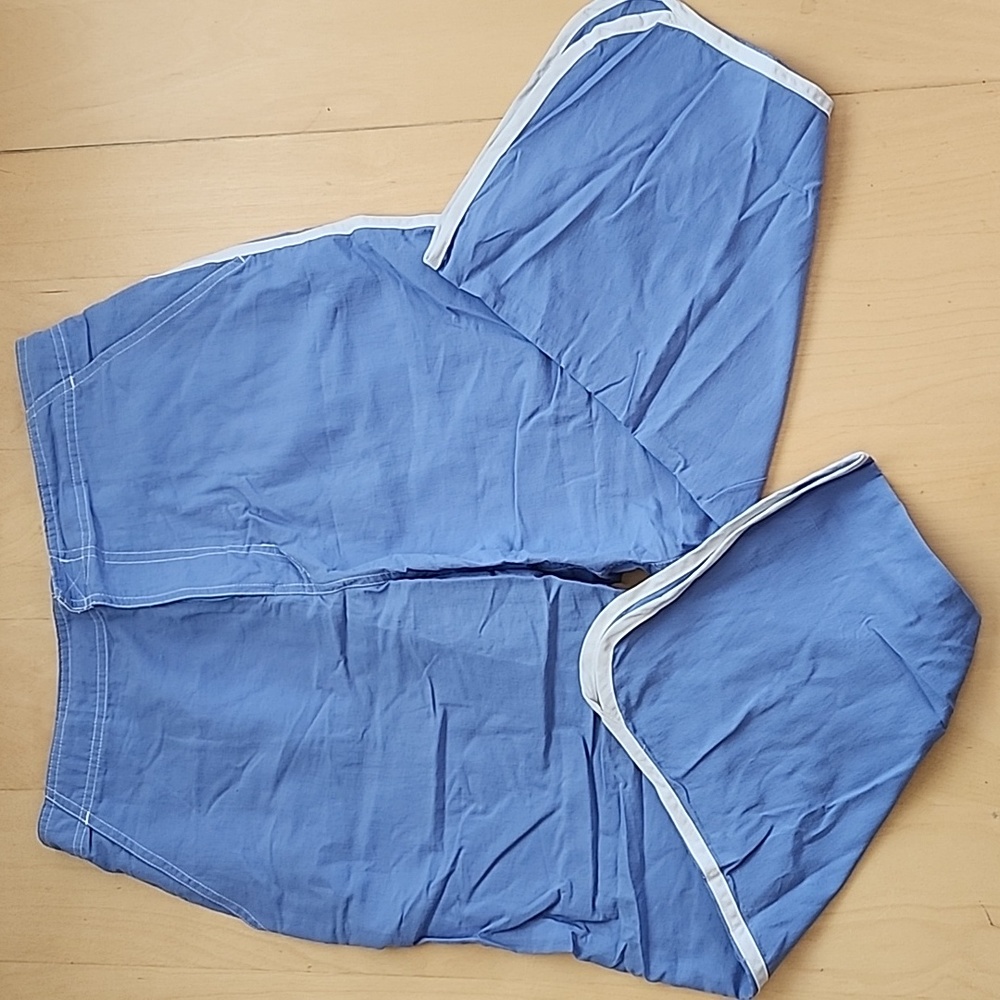 Catalina size large splash blue capris